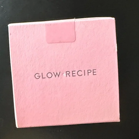 Glow Recipe Watermelon Glow Niacinamide Dew Drops - Pink and Green Packaging - Picture 7 of 9